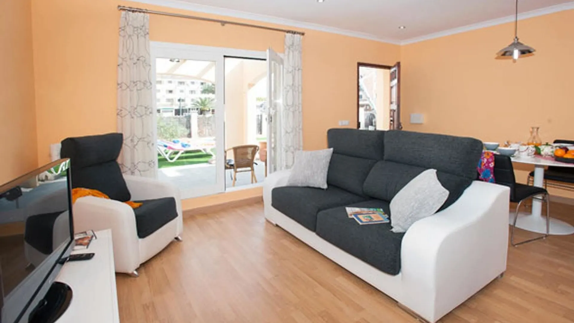Chalet With 2 Bedrooms In Alcudia, With Wonderful Lake View, Private P Puerto de Alcúdia